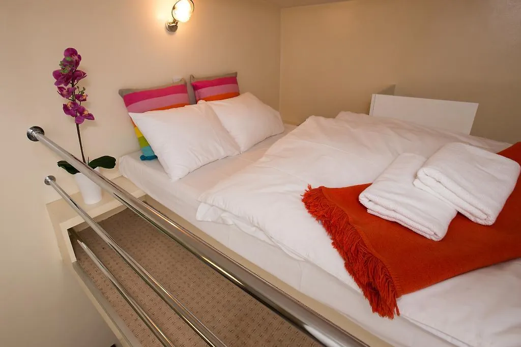 Apartment Krak Super Budget