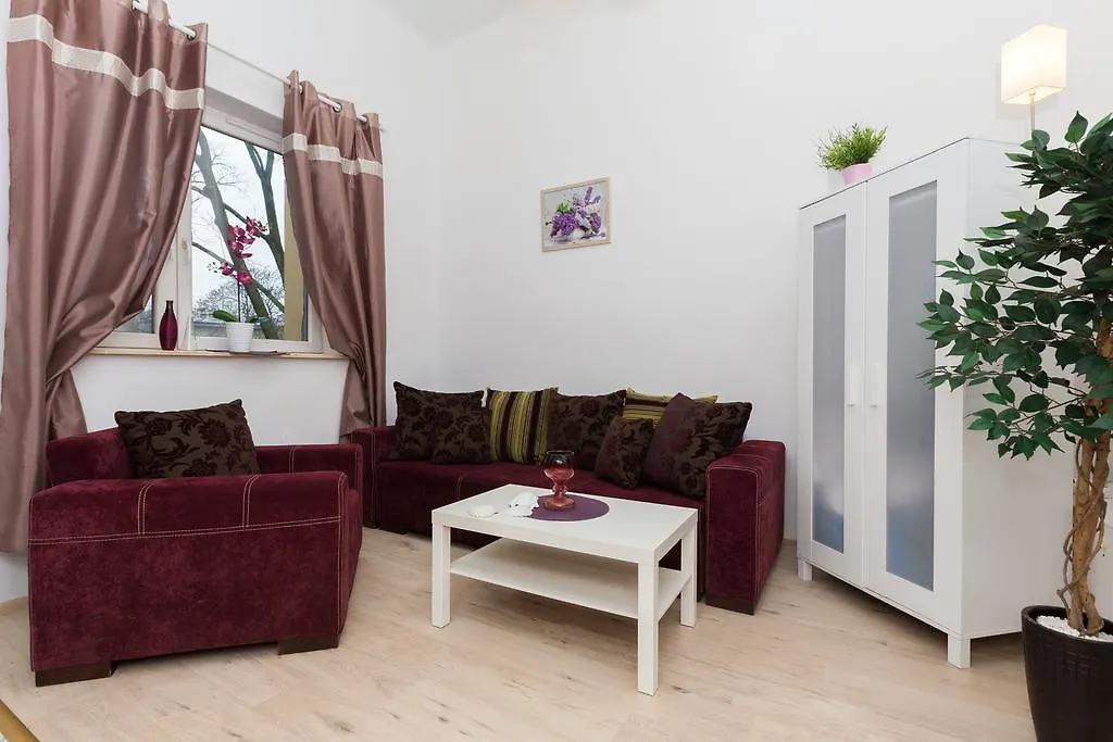 Krak Super Budget 0*, Krakow Poland